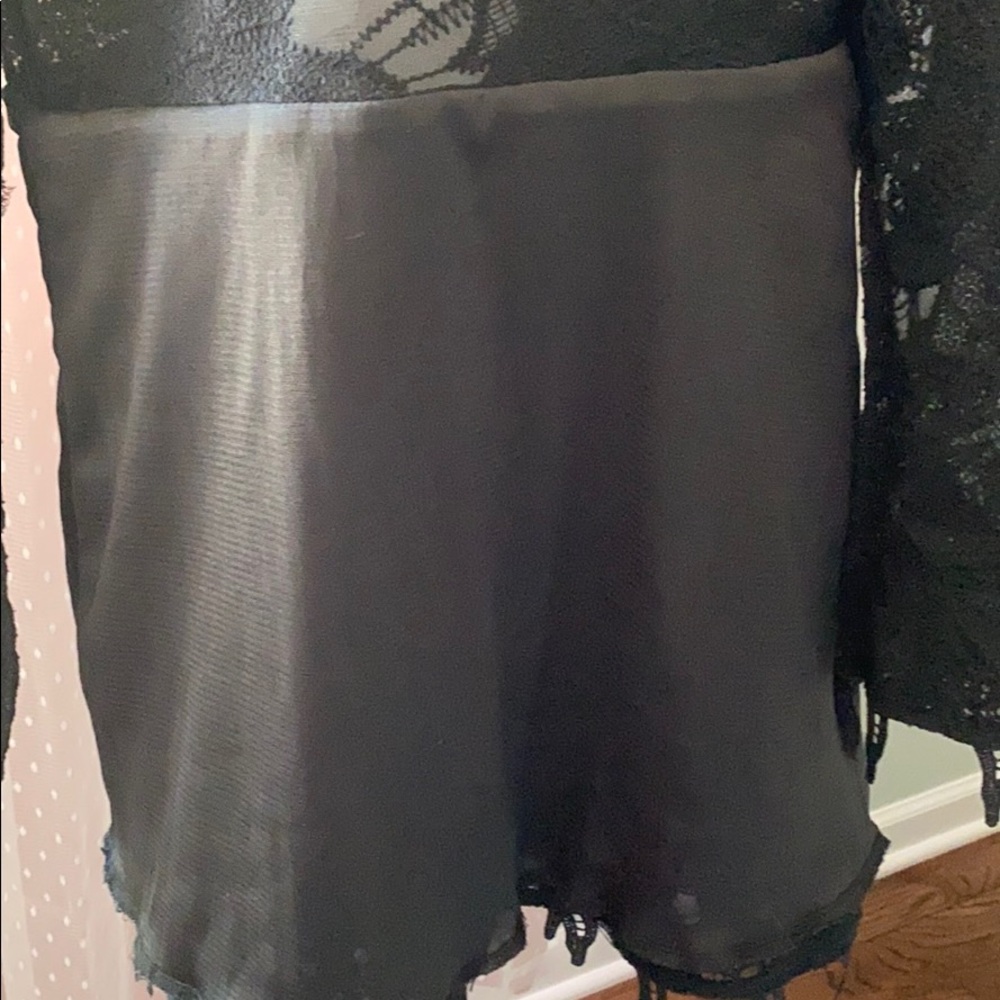 Long sleeve lace cocktail mini dress - Picture 6 of 9